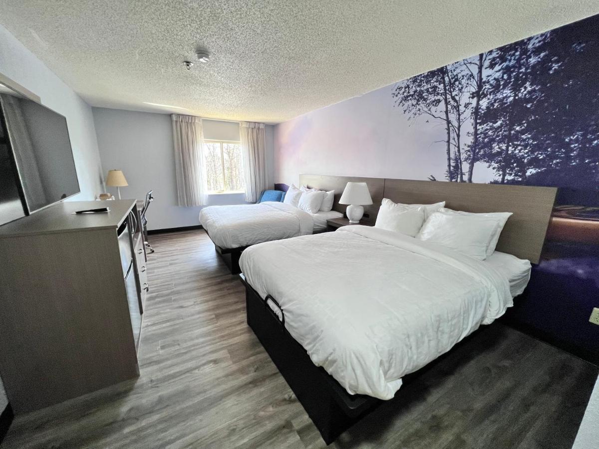 Clarion Pointe On The Lake Clarksville-South Hill West Extérieur photo