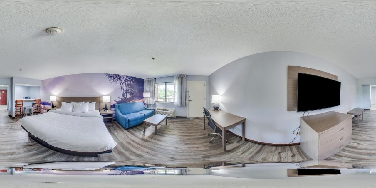 Clarion Pointe On The Lake Clarksville-South Hill West Extérieur photo