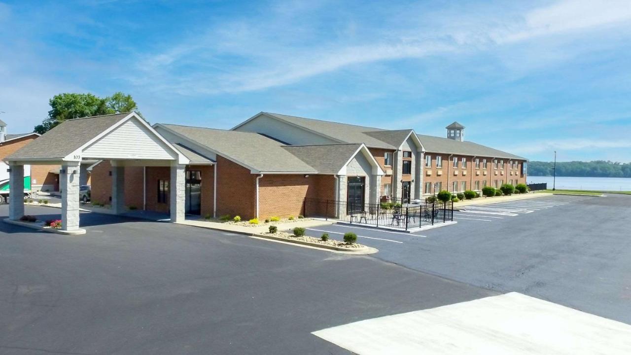 Clarion Pointe On The Lake Clarksville-South Hill West Extérieur photo