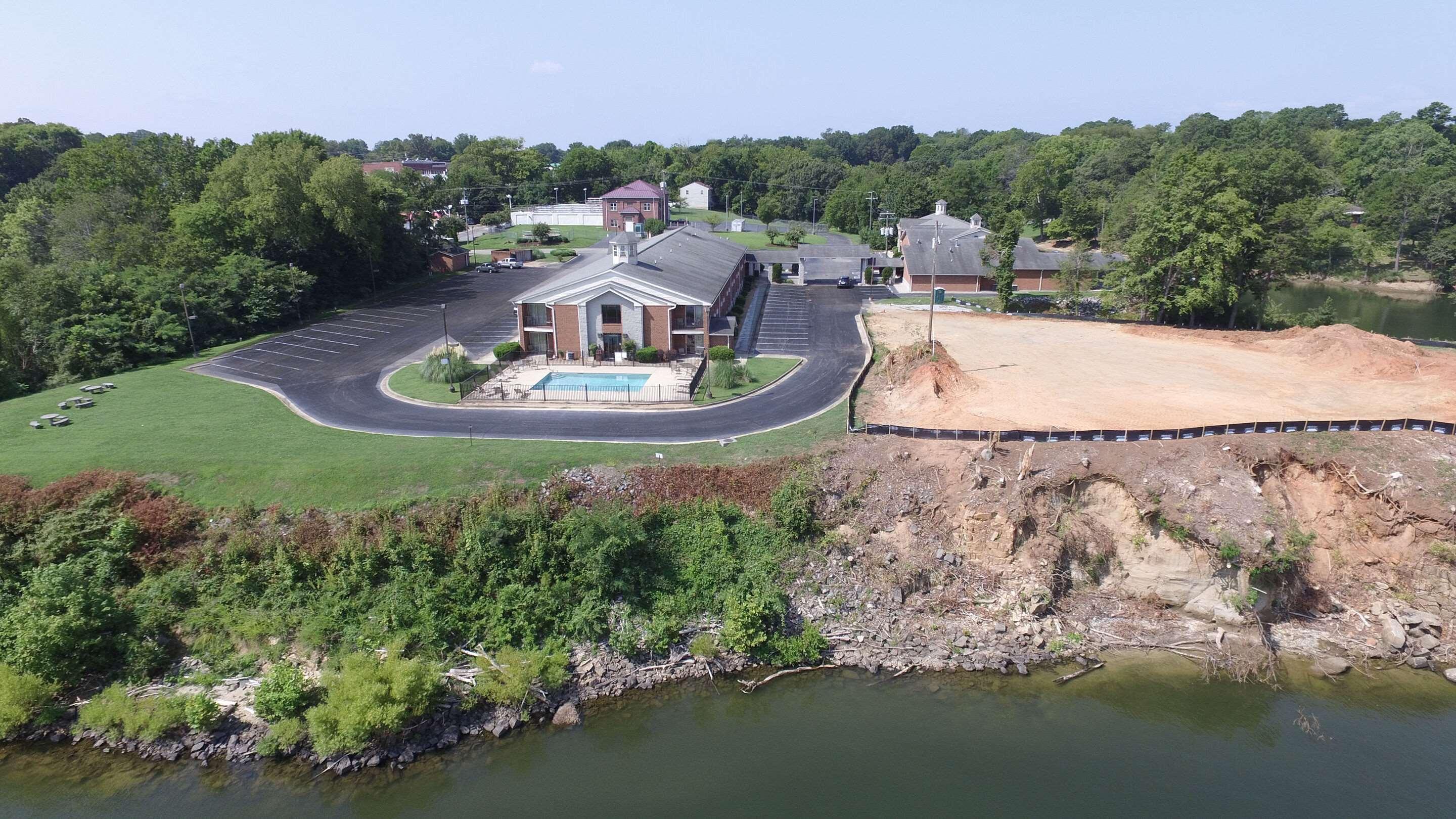 Clarion Pointe On The Lake Clarksville-South Hill West Extérieur photo